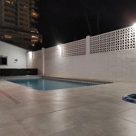 Villa Con Piscina A Un Paso De La Playa Benidorm Dış mekan fotoğraf