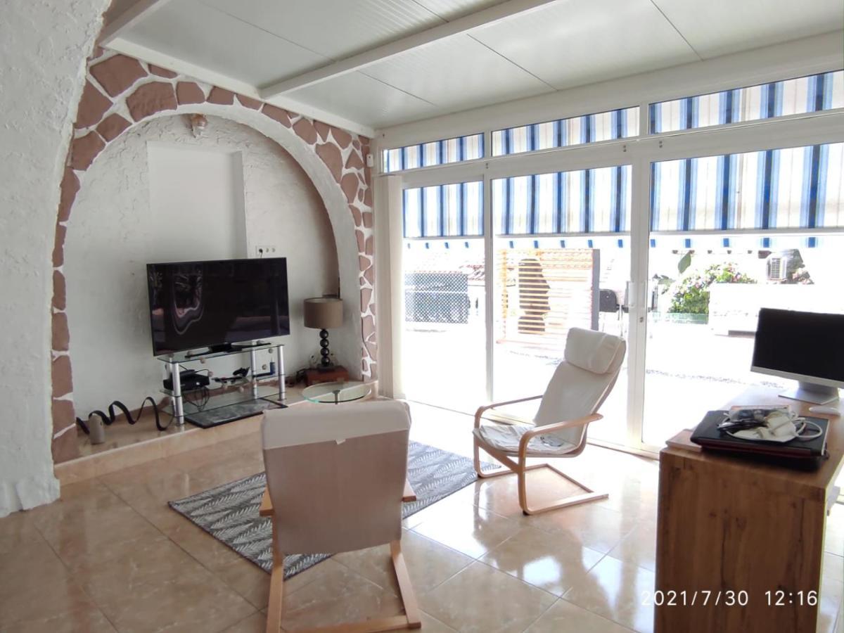 Villa Con Piscina A Un Paso De La Playa Benidorm Dış mekan fotoğraf